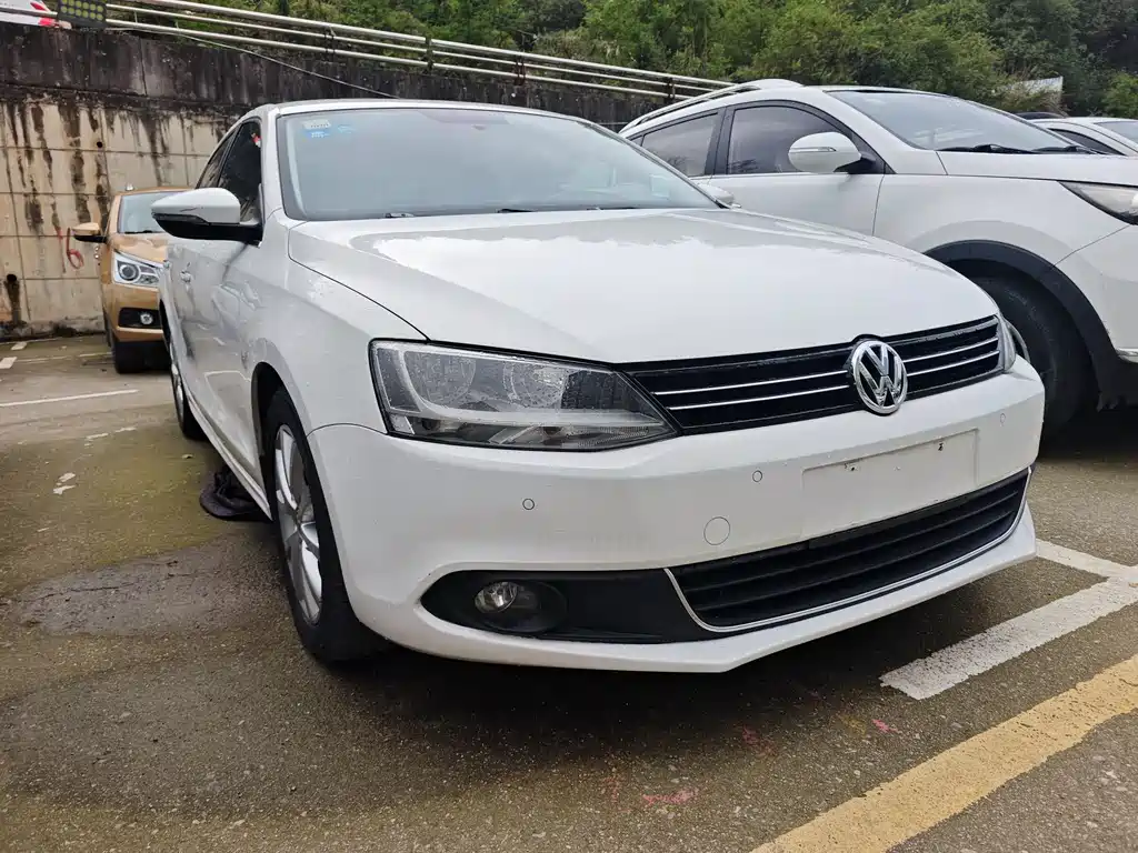 Sagitar 2012 1.4TSI automatic luxury model купить на сайте DeffCars