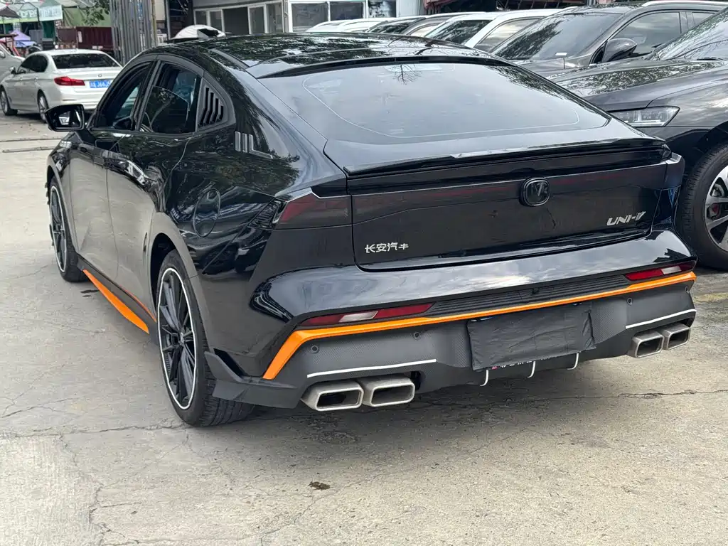 Changan UNI-V 2024 1.5T noble sports model купить на сайте DeffCars