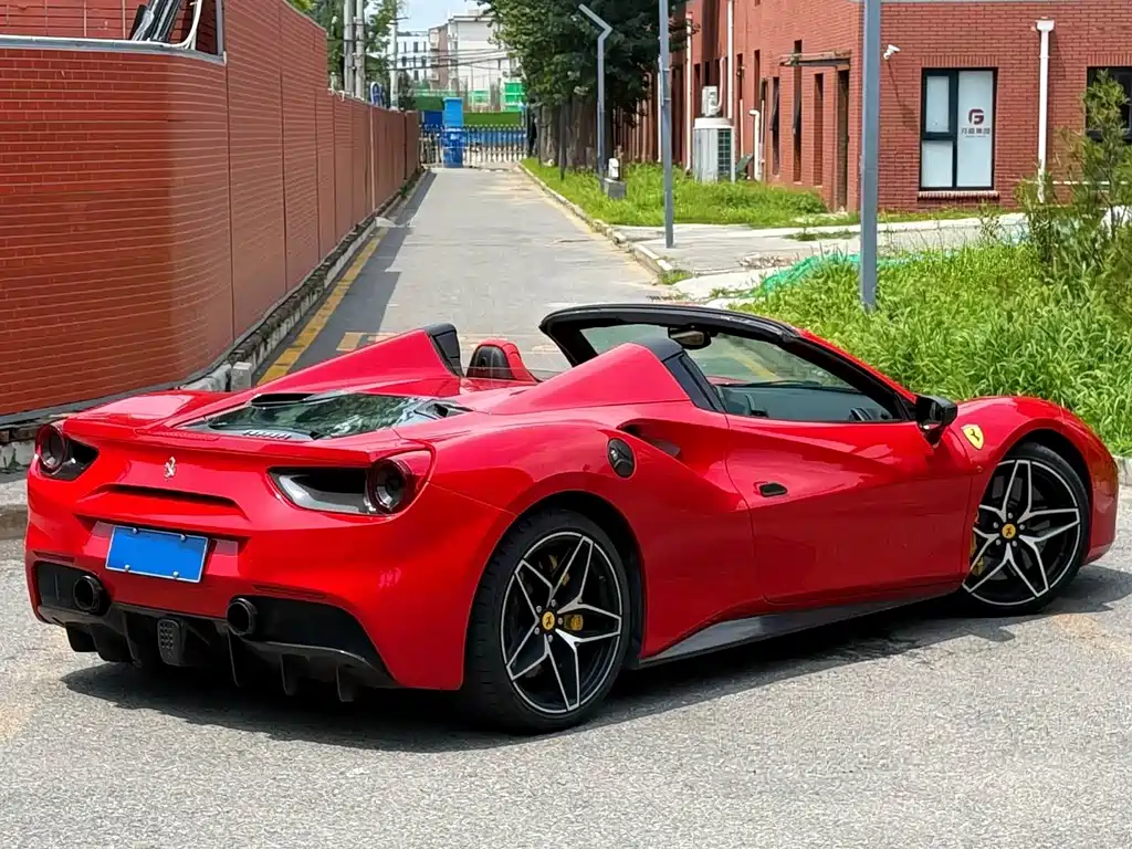 Ferrari 488 2015 Spider купить на сайте DeffCars