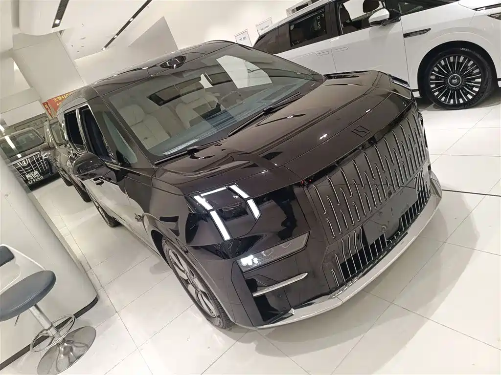 Jikrypton 009 2024 seven-seater aisle version 108kWh купить на сайте DeffCars