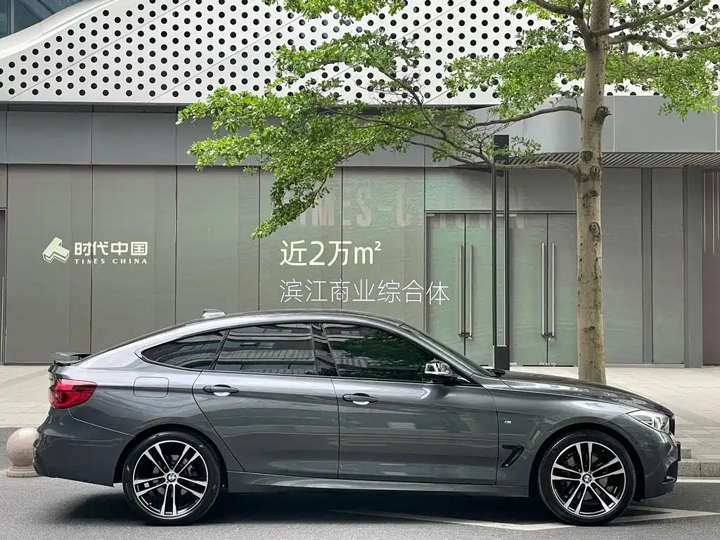 BMW 3 Series GT 2019 330i xDrive M Sports Night Edition купить на сайте DeffCars