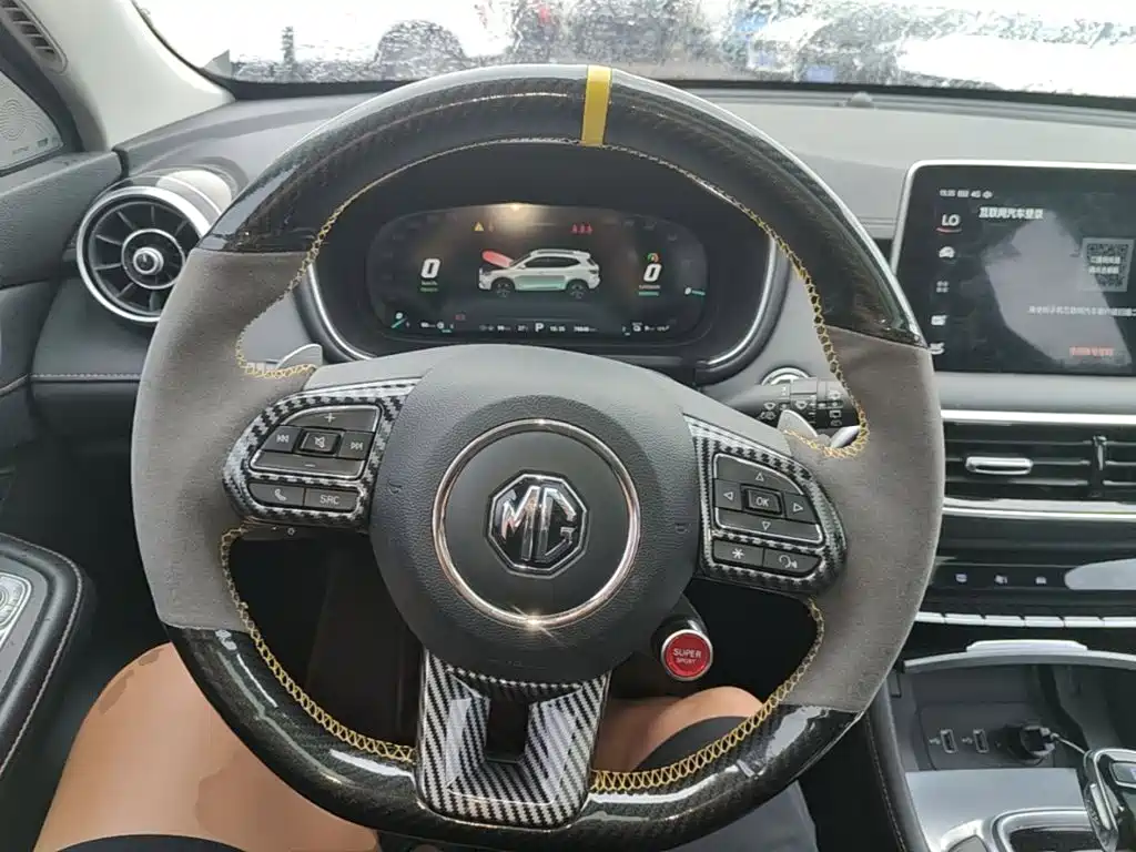 MG Motor HS PHEV 2020 eHS 1.5T e-Trophy купить на сайте DeffCars