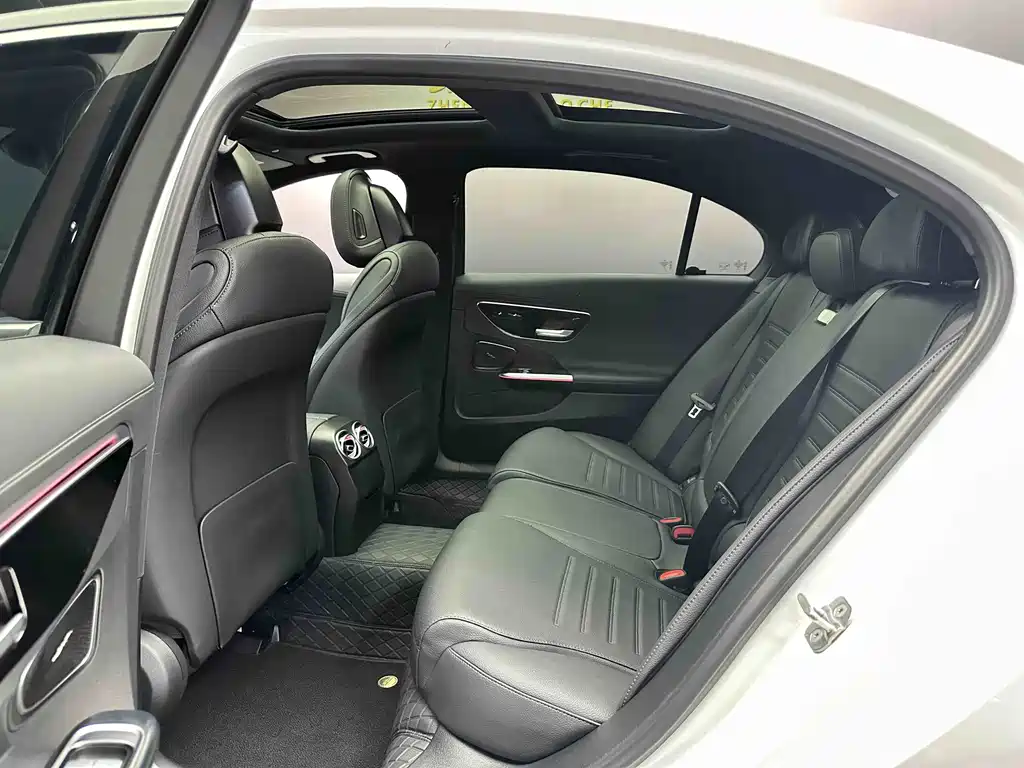 Mercedes-Benz C-Class 2024 C 260 L Sports Edition купить на сайте DeffCars