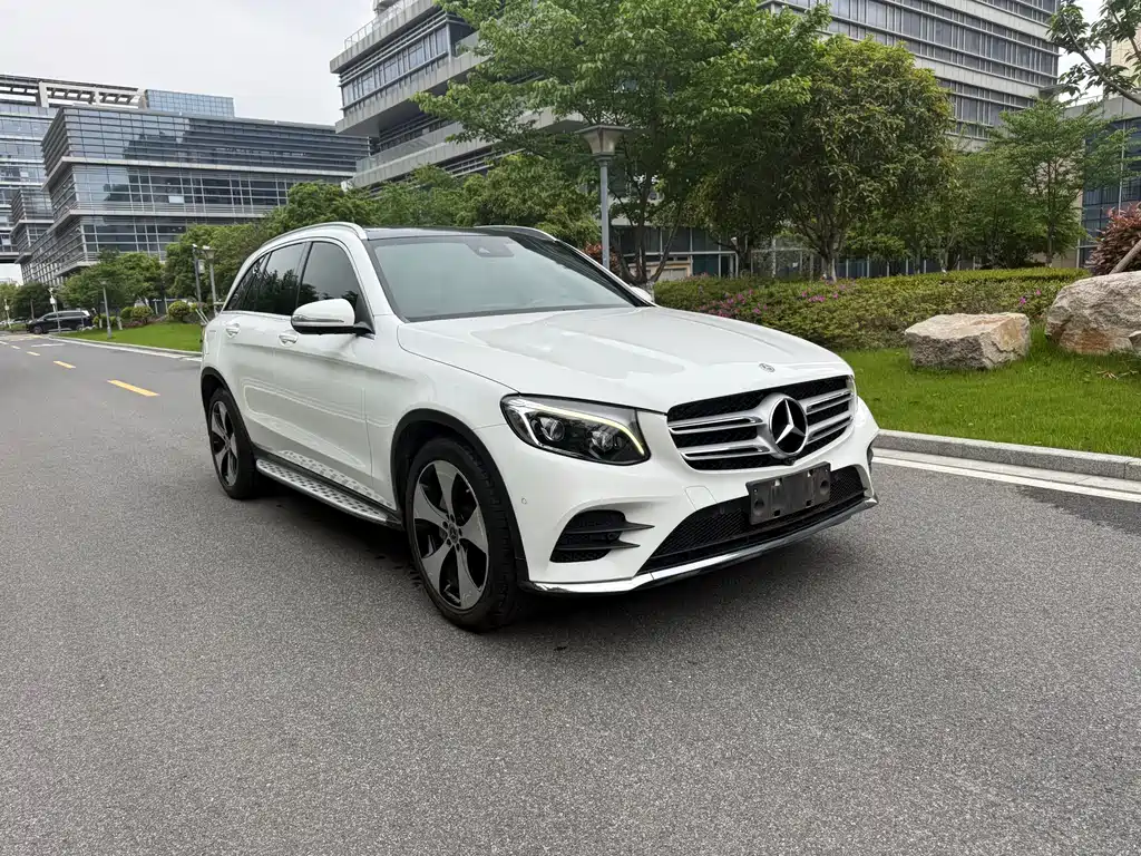 Mercedes-Benz GLC 2018 GLC 300 4MATIC Dynamic купить на сайте DeffCars