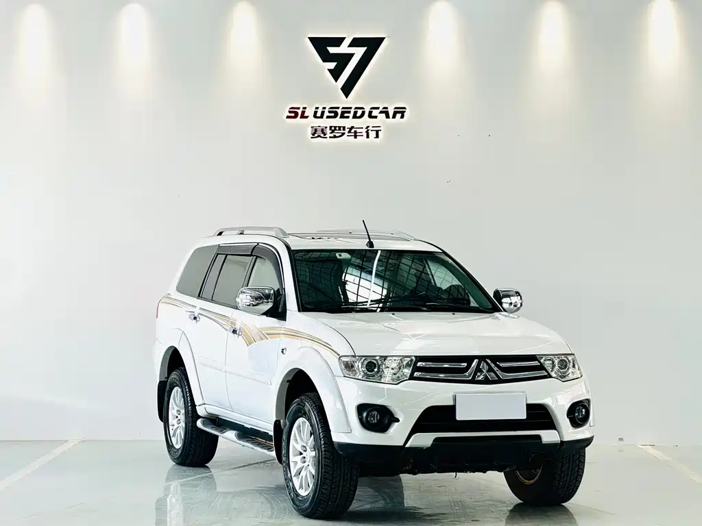 Pajero Jinchang 2013 3.0L automatic four-wheel drive flagship version купить на сайте DeffCars