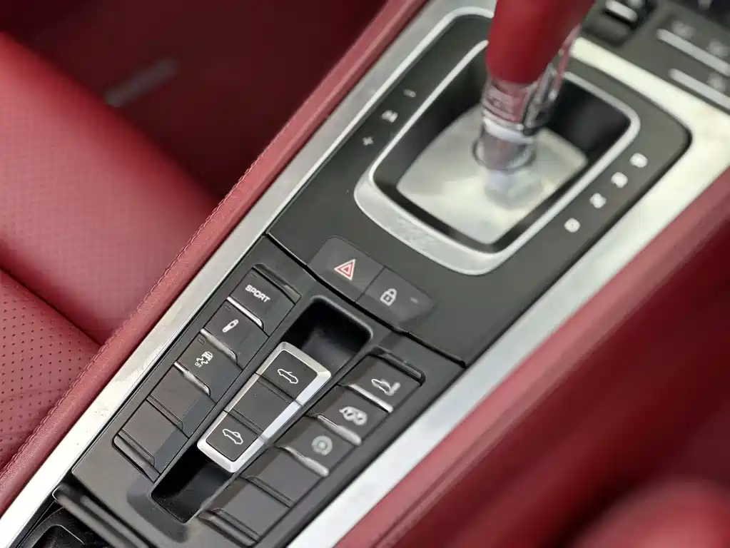 Porsche 718 2020 Boxster 2.0T купить на сайте DeffCars