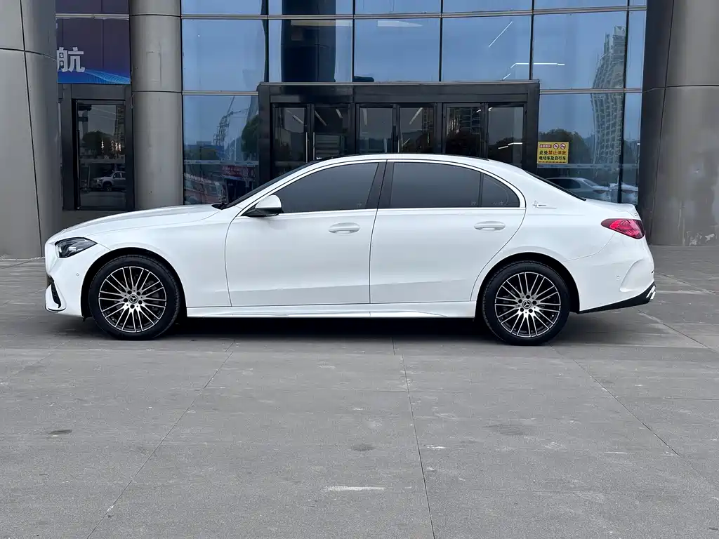 Mercedes-Benz C-Class 2025 C 260 L Sports Edition купить на сайте DeffCars