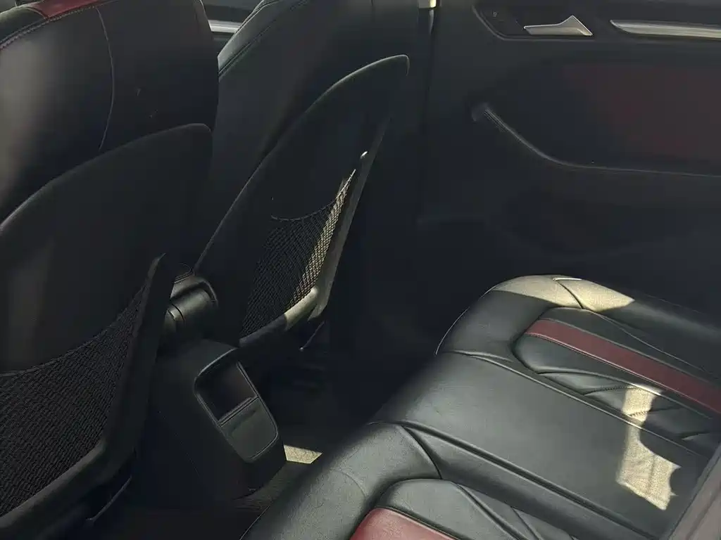 Audi A3 2016 Limousine 35 TFSI LinkedIn type купить на сайте DeffCars