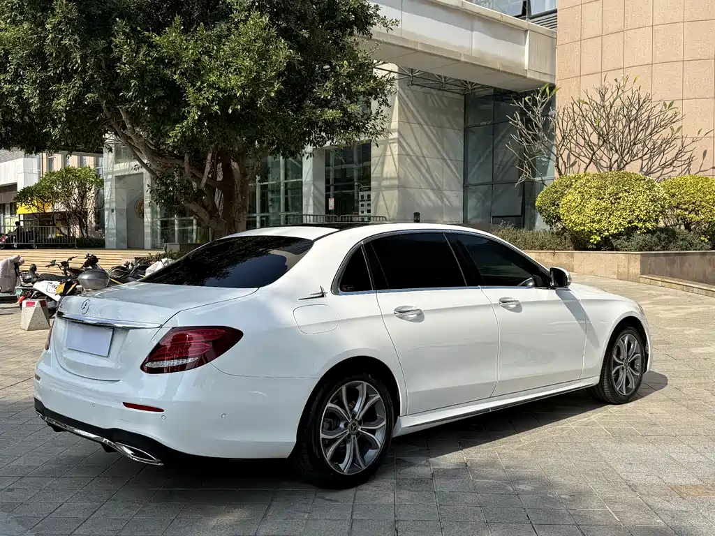 Mercedes-Benz E-Class 2020 E 300 L Sporty and Fashionable купить на сайте DeffCars