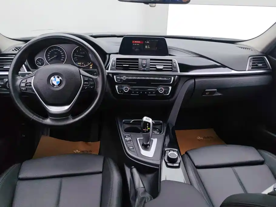 BMW 3 Series 2018 320Li Fashion Model купить на сайте DeffCars