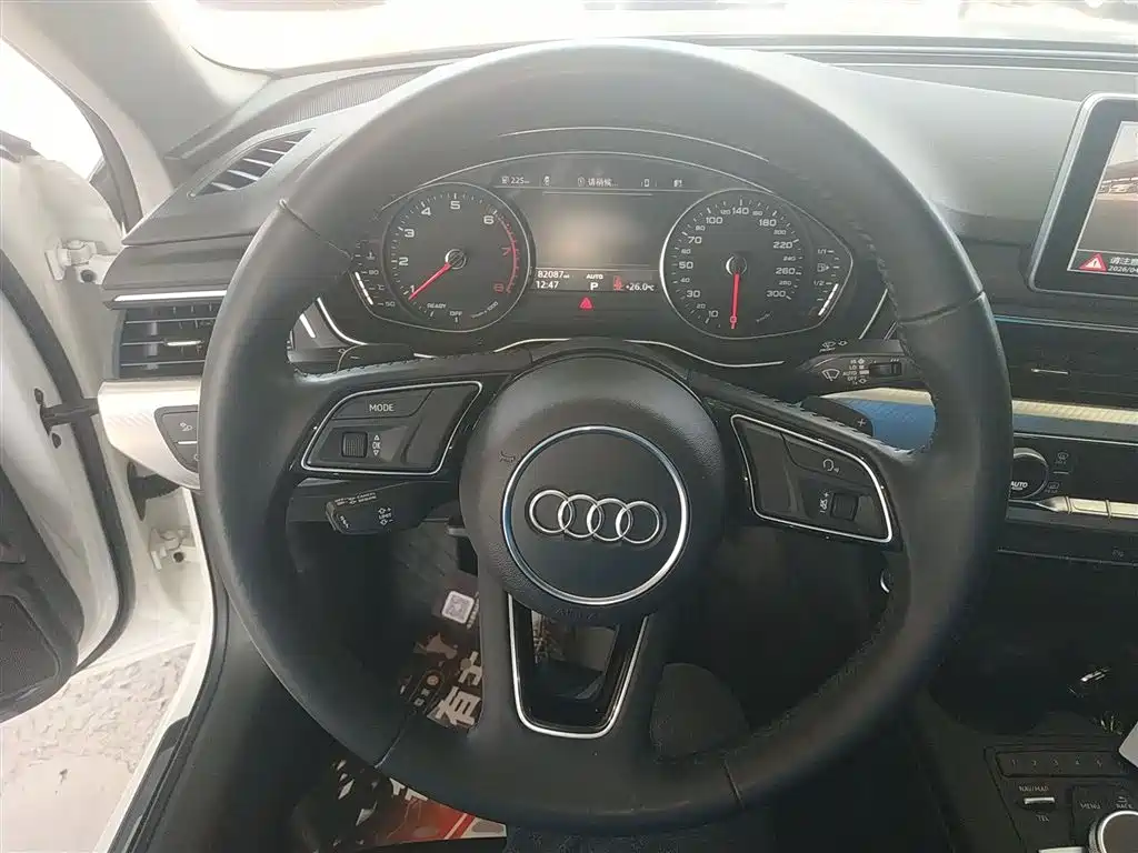 Audi A4L 2017 40 TFSI Fashion Type купить на сайте DeffCars