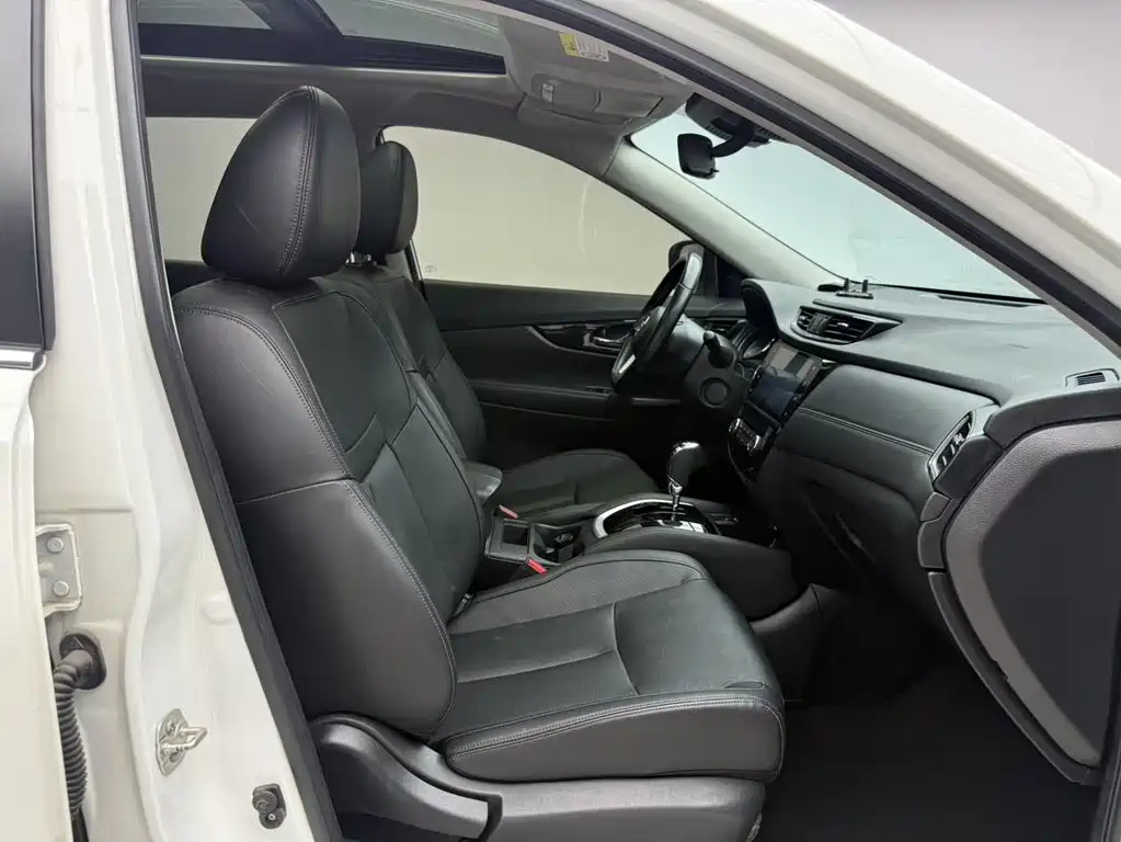 X-Trail 2022 2.0L 2WD Intelligent Comfort Edition купить на сайте DeffCars