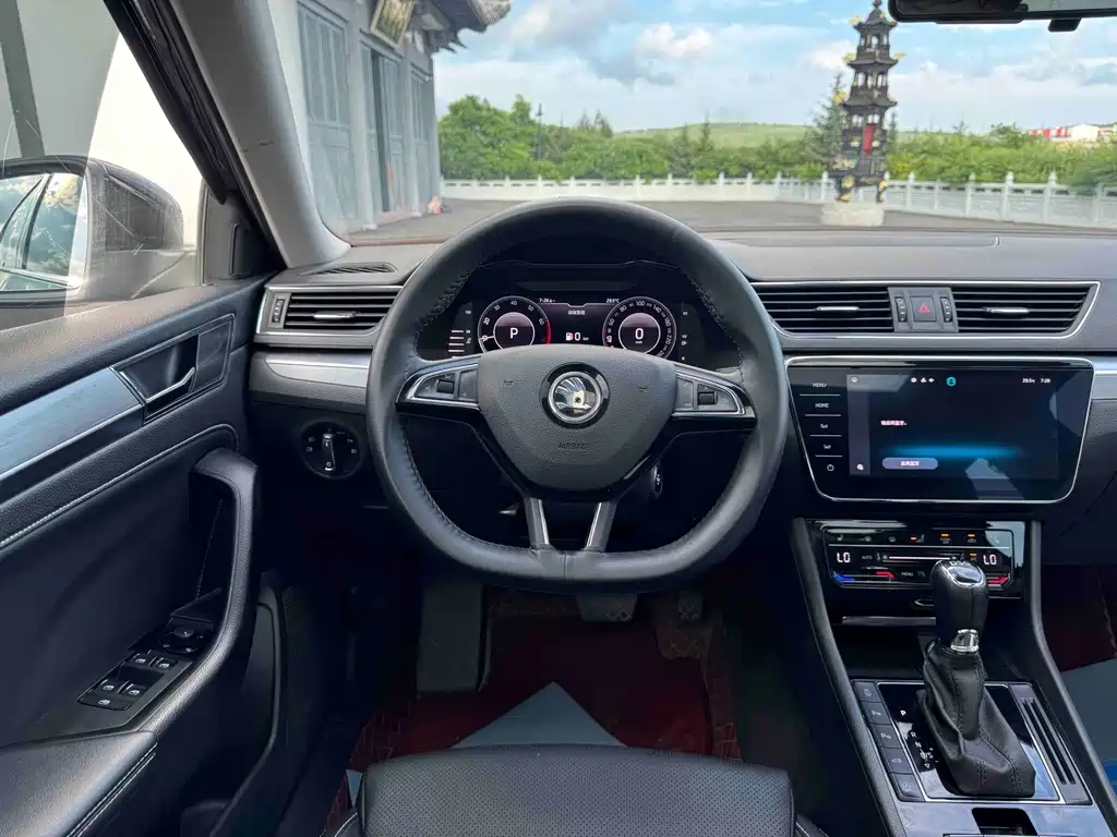 Superb 2023 facelift TSI280 DSG exclusive version купить на сайте DeffCars