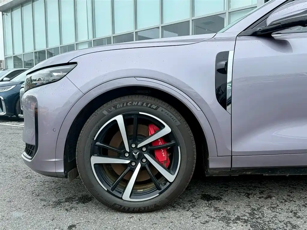 Free 2025 + 4WD Drykon Edition купить на сайте DeffCars