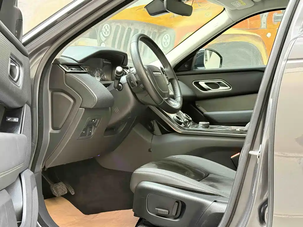Range Rover Velar 2018 P250 S купить на сайте DeffCars