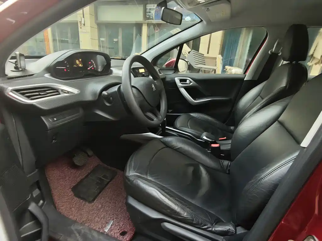 Peugeot 2008 2015 1.6L automatic cool version купить на сайте DeffCars