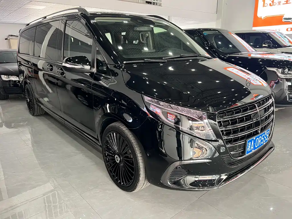 Mercedes-Benz V-Class 2017 V 260 L Premium Extended Edition купить на сайте DeffCars