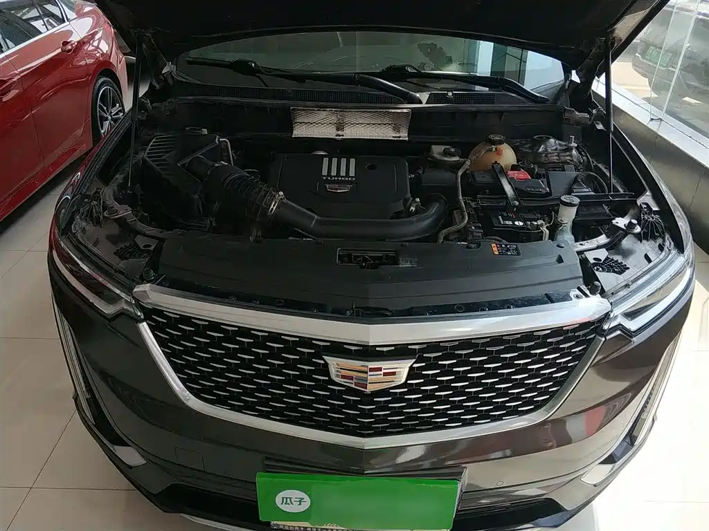 Cadillac XT6 2020 28T six-seat luxury model купить на сайте DeffCars