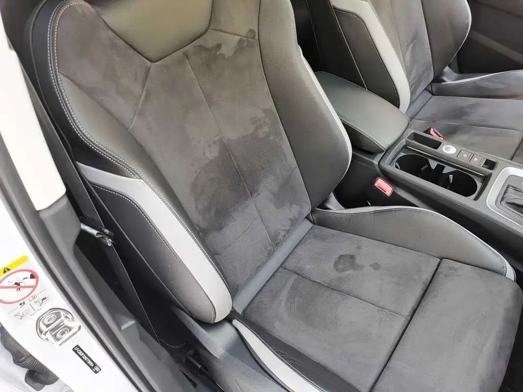 Audi Q3 2023 35 TFSI Fashionable and Dynamic (1.4T) купить на сайте DeffCars