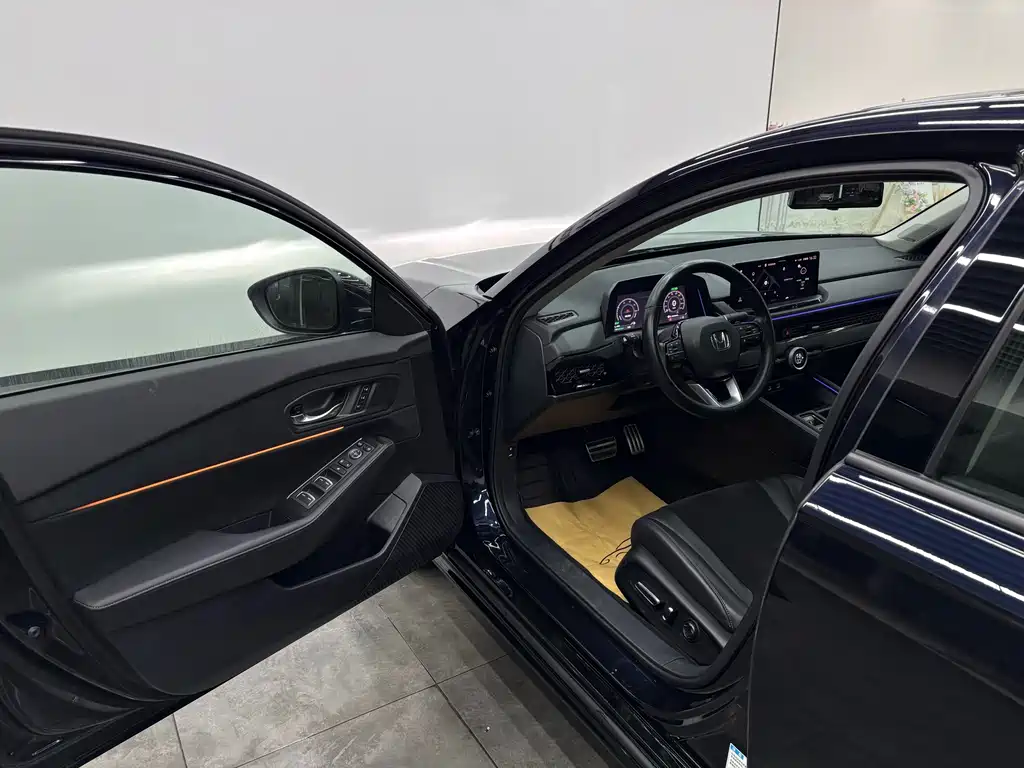 Accord New Energy 2023 2.0L e:PHEV flagship version купить на сайте DeffCars