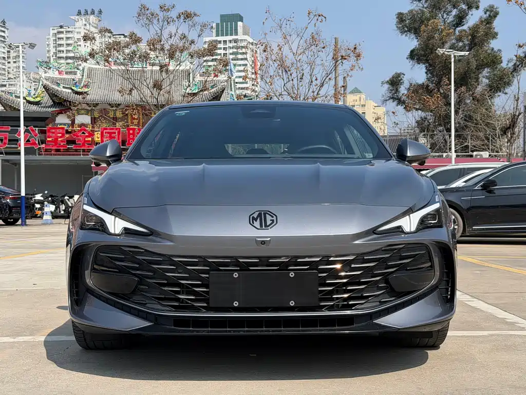 MG7 2023 2.0T Automatic Beauty Hunting Luxury Edition купить на сайте DeffCars