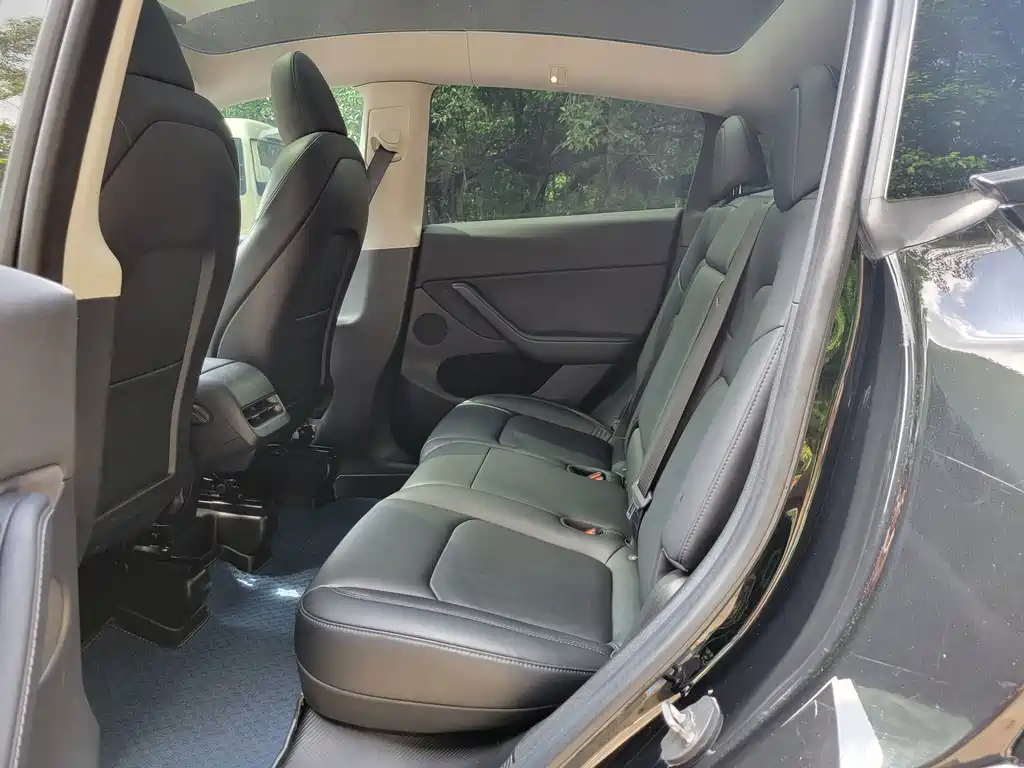 Model Y 2022 facelift rear-wheel drive version купить на сайте DeffCars