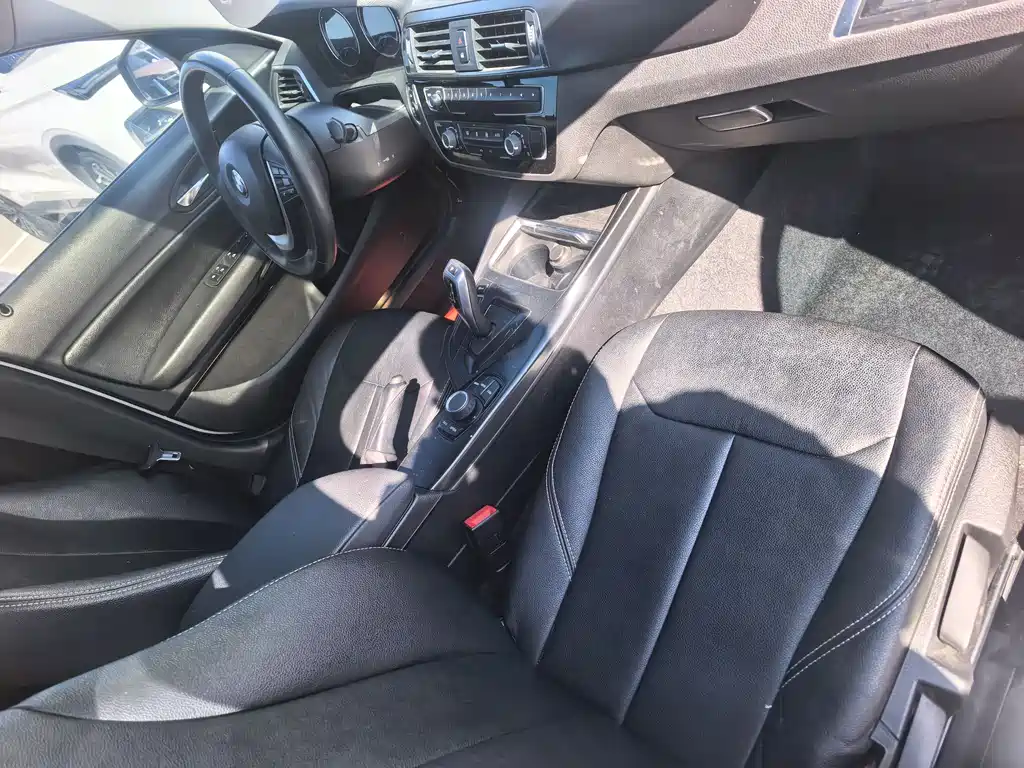 BMW 1 Series imported 2018 118i leading model купить на сайте DeffCars