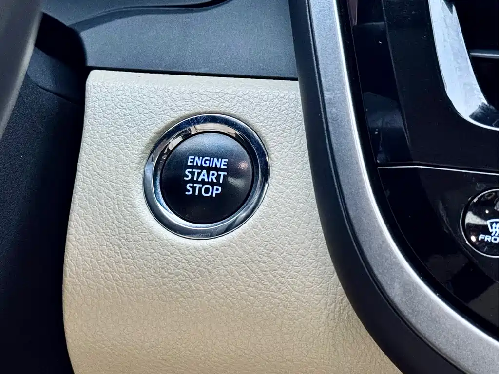 Camry 2021 2.5G Deluxe Edition купить на сайте DeffCars