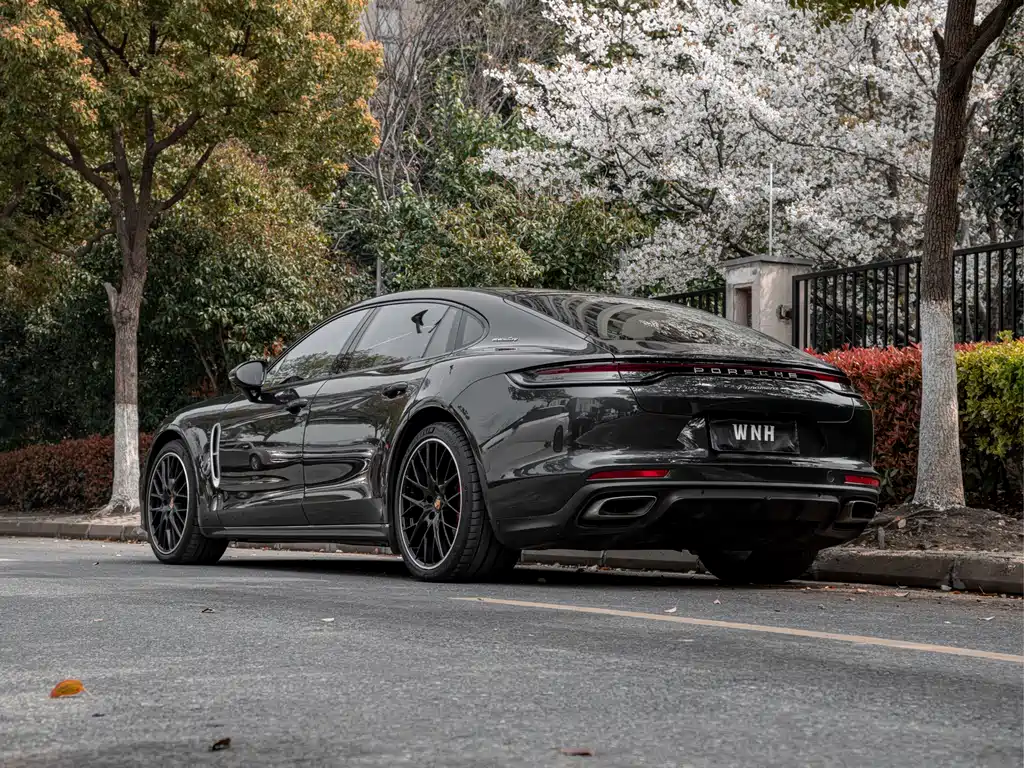 Panamera 2023 Panamera Executive Extended Edition 2.9T купить на сайте DeffCars