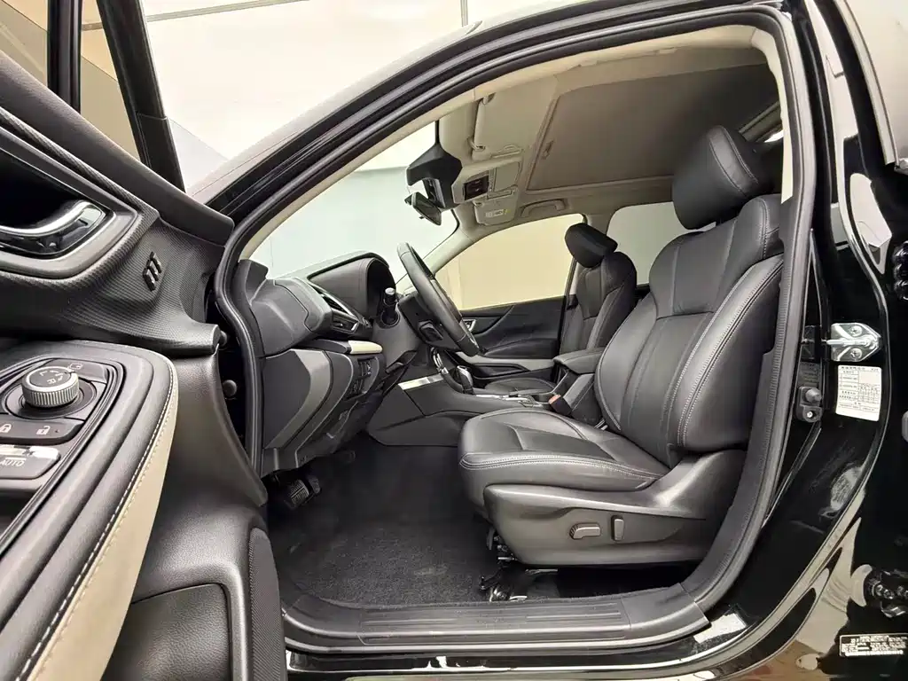 Forester 2022 2.0i AWD Deluxe Edition EyeSight купить на сайте DeffCars