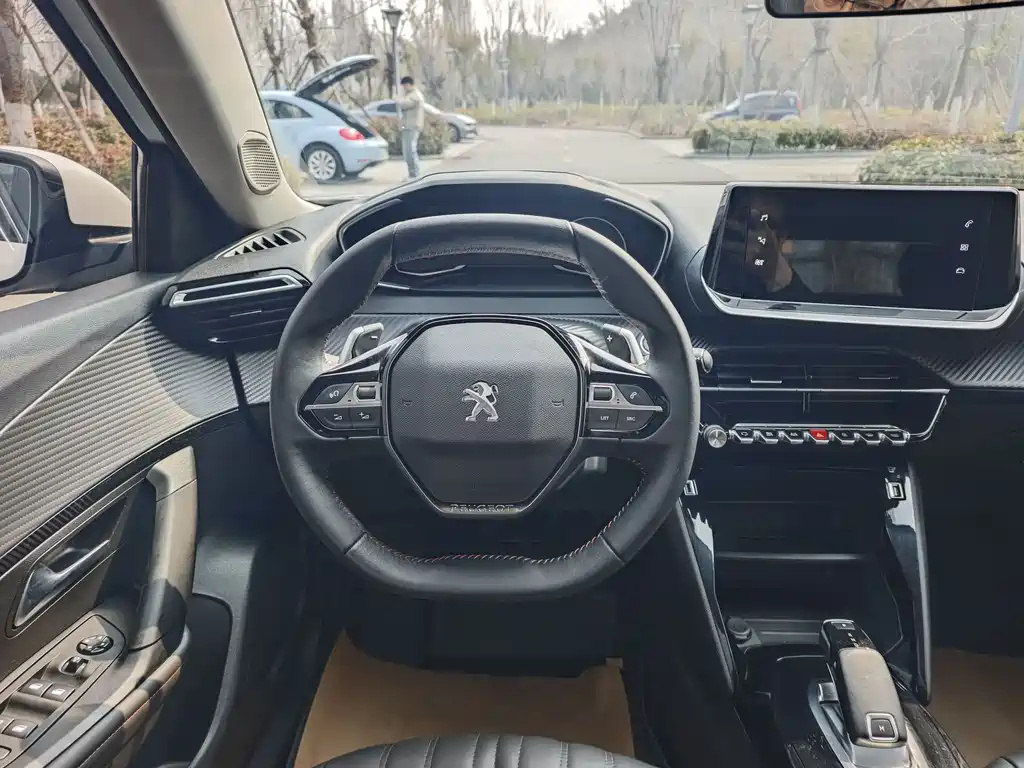 Peugeot 2008 2022 230THP THE ONE купить на сайте DeffCars