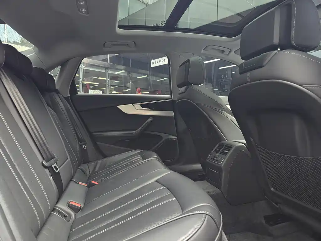 Audi A4L 2023 40 TFSI luxury and dynamic model купить на сайте DeffCars