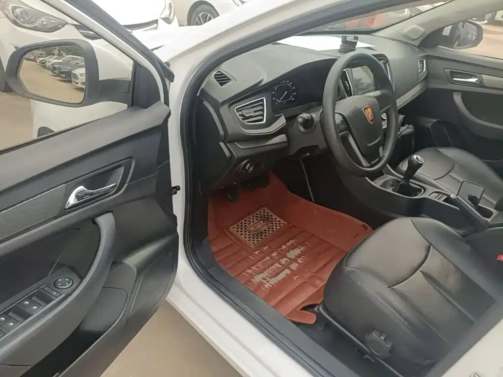 Roewe 360 ​​2017 1.5L Manual Deluxe Edition купить на сайте DeffCars