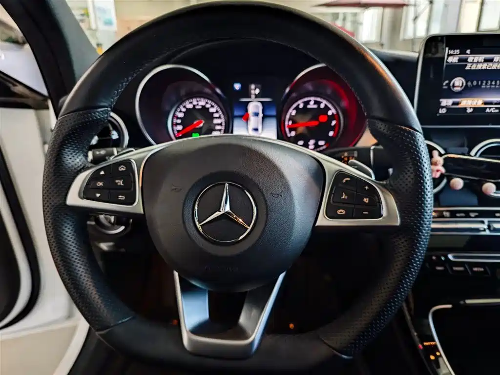 Mercedes-Benz C-Class 2018 C 200 Sports Edition купить на сайте DeffCars