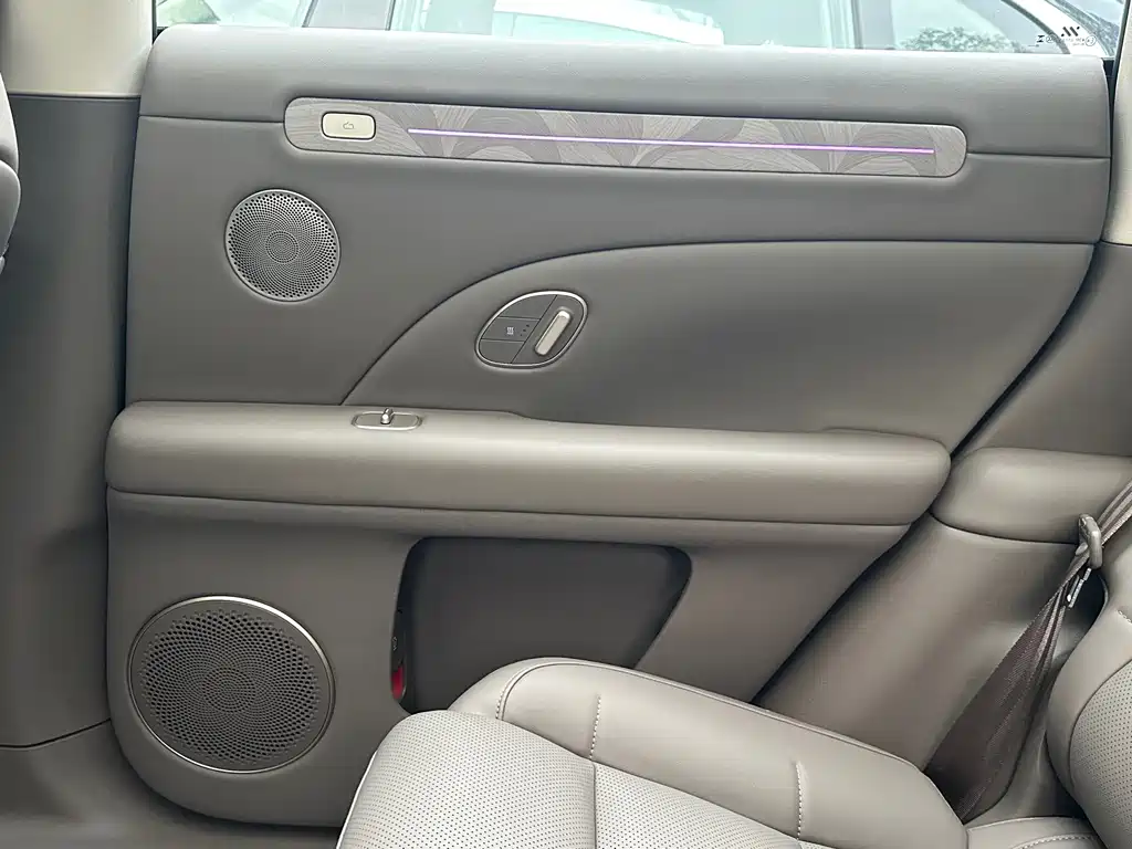 Zhiji LS6 2026 extended range 52 Max купить на сайте DeffCars