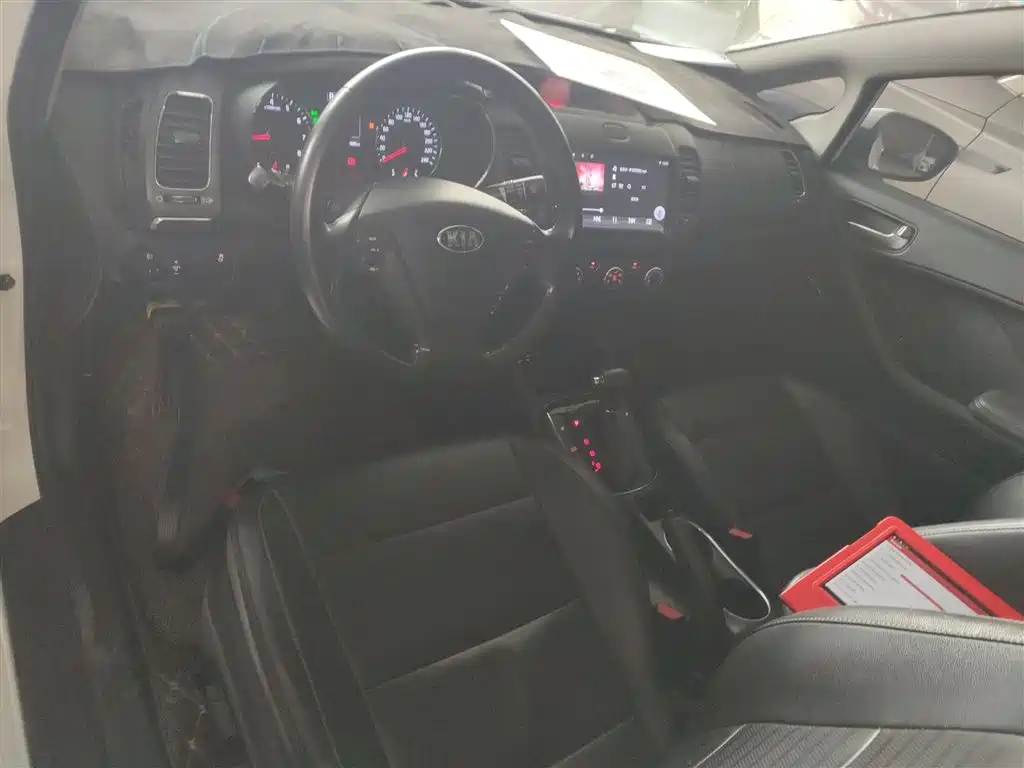 Kia K3 2017 1.6L Automatic 15th Anniversary Special Edition GLS купить на сайте DeffCars