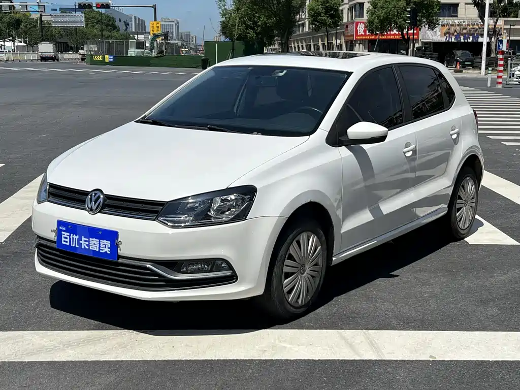 Polo 2016 1.6L automatic comfort model купить на сайте DeffCars
