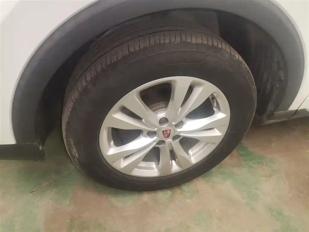 Roewe RX3 2020 1.6L Manual Super Cool Enterprising Edition купить на сайте DeffCars