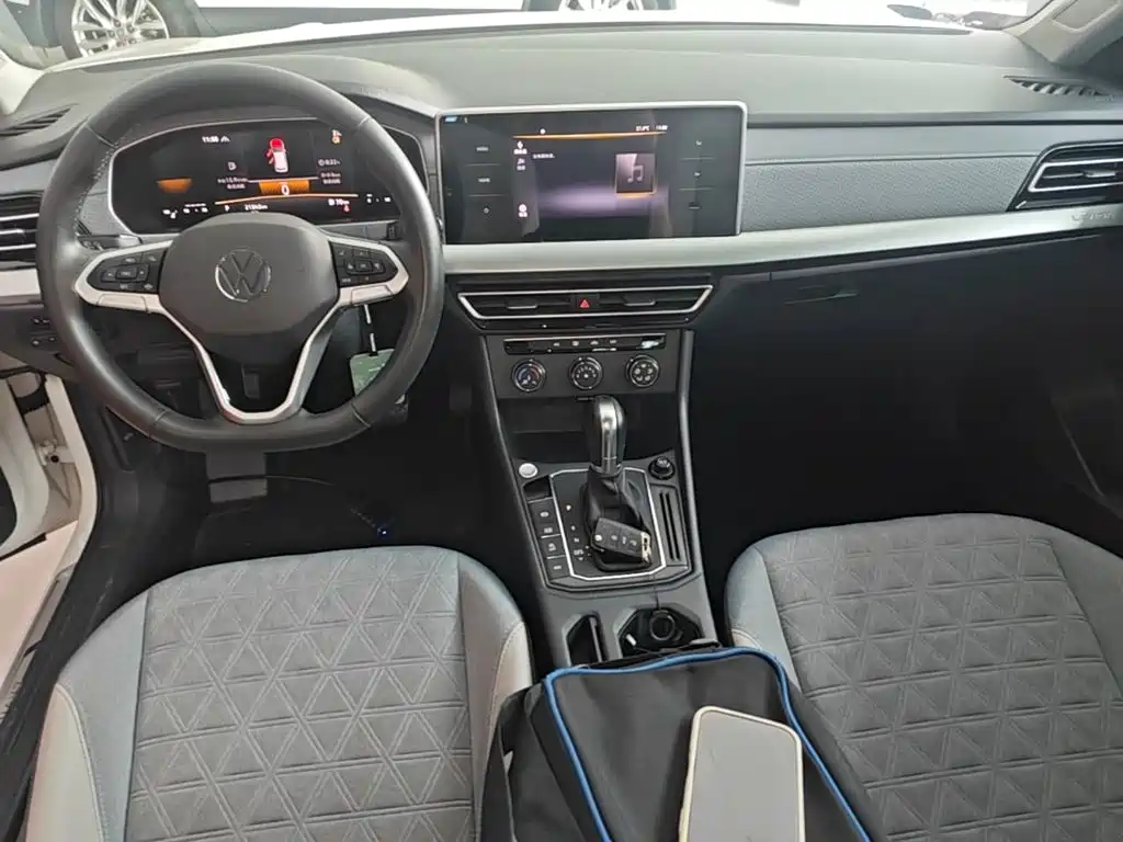 LAVIDA 2023 280TSI DSG Manyi Edition купить на сайте DeffCars