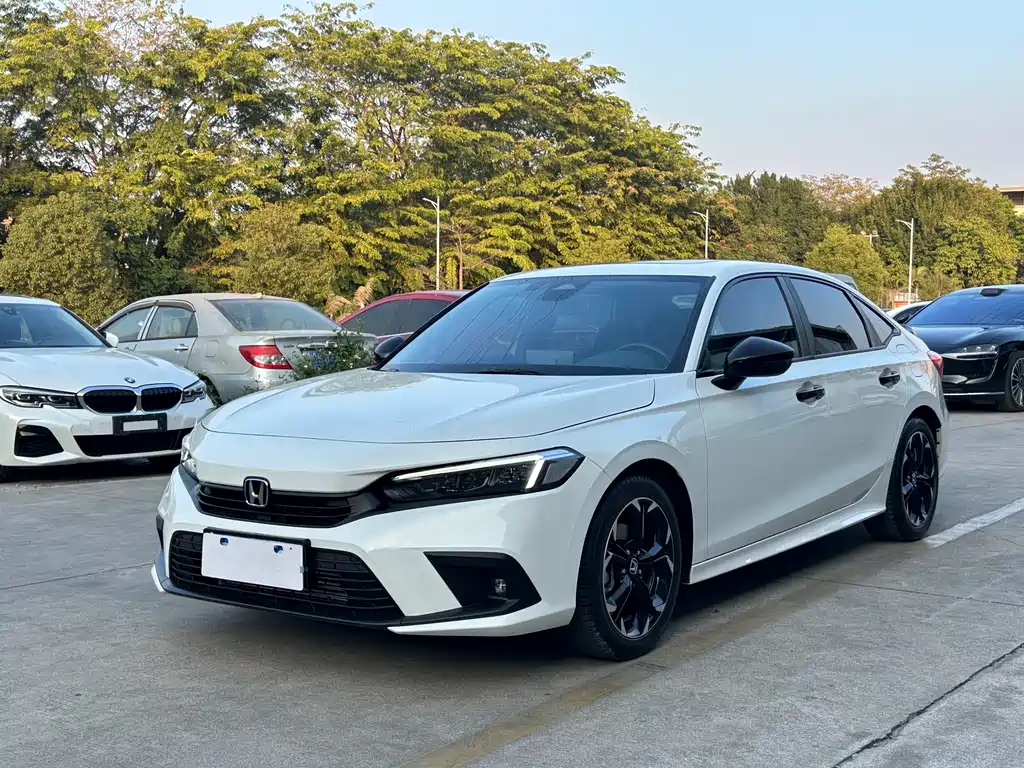 Civic 2022 240TURBO CVT combustion version купить на сайте DeffCars