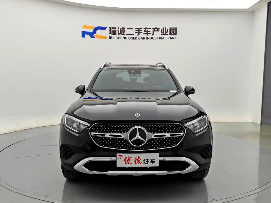 Mercedes-Benz GLC 2023 facelift GLC 260 L 4MATIC dynamic 7-seater купить на сайте DeffCars