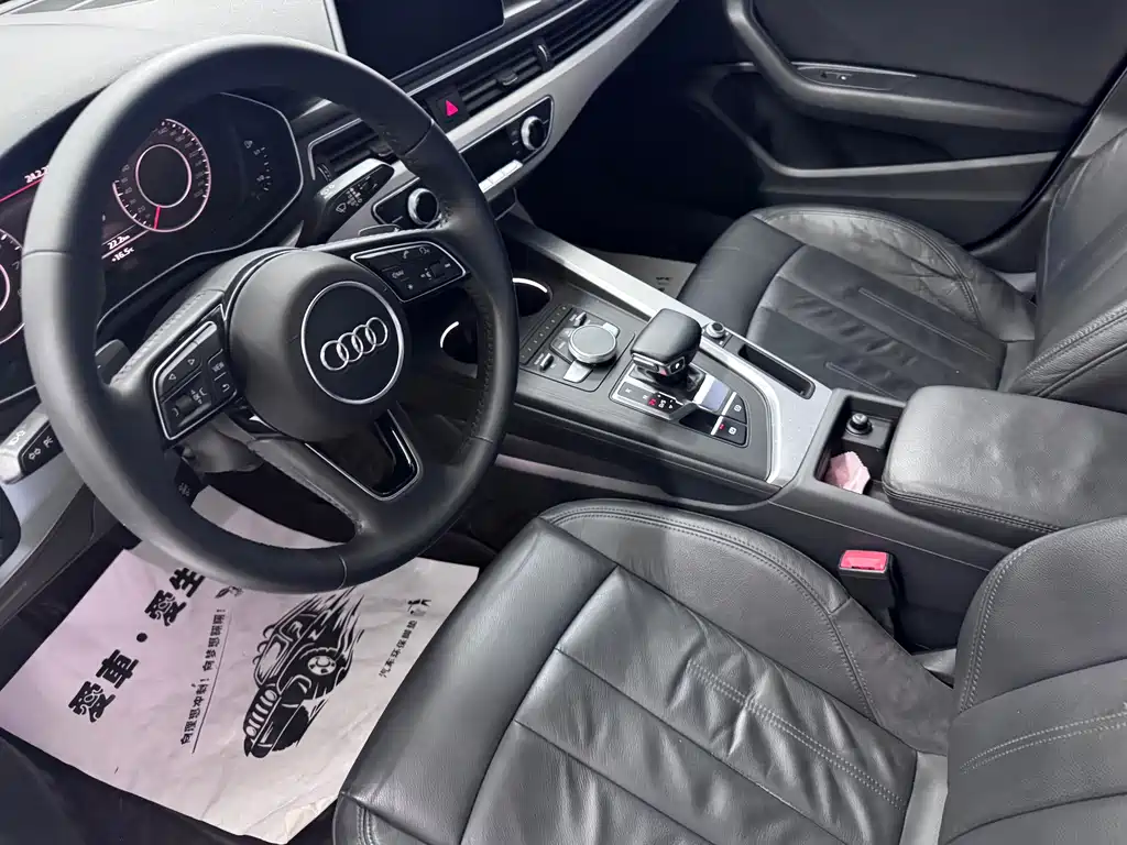 Audi A4L 2019 40 TFSI Fashion Type National V купить на сайте DeffCars