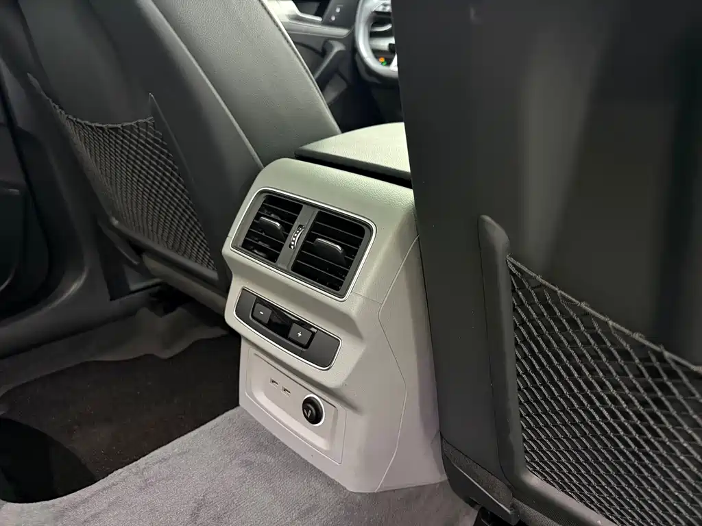 Audi Q5L 2018 40 TFSI enjoys fashionable style, National VI купить на сайте DeffCars