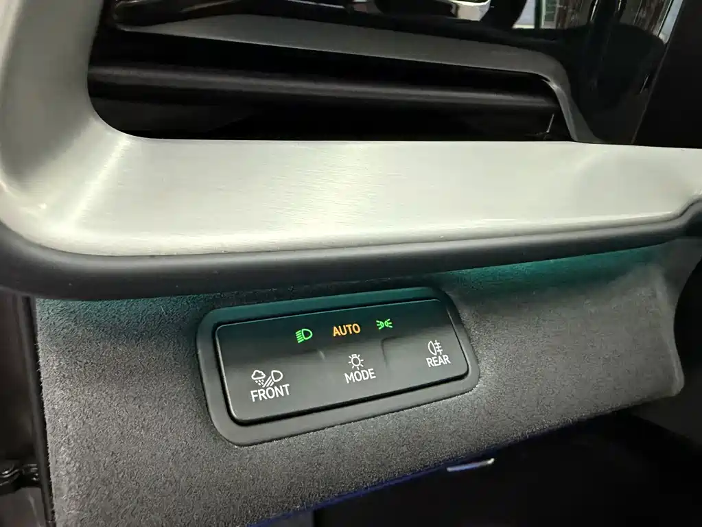 Touron 2025 Touron Pro 450TSI four-wheel drive peak version купить на сайте DeffCars