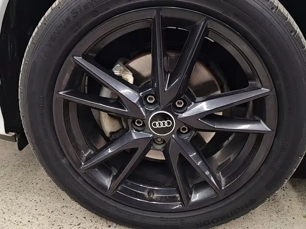 Audi Q2L 2022 35 TFSI aggressive and dynamic model купить на сайте DeffCars