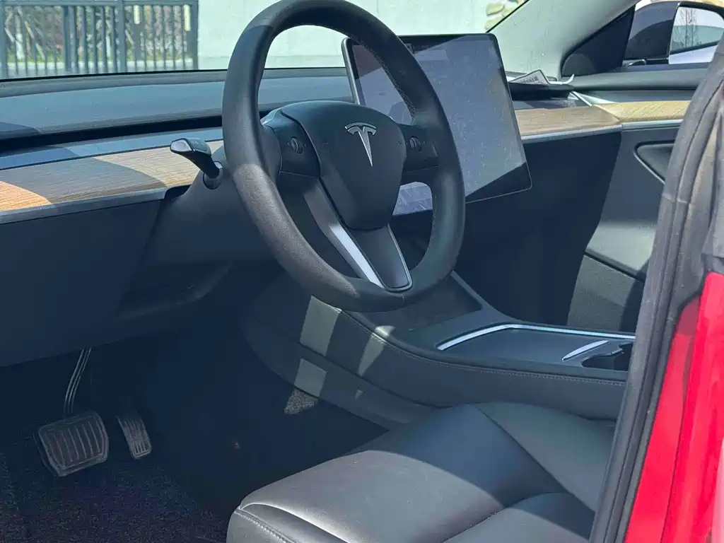 Model 3 2020 facelift standard range rear drive upgraded version купить на сайте DeffCars
