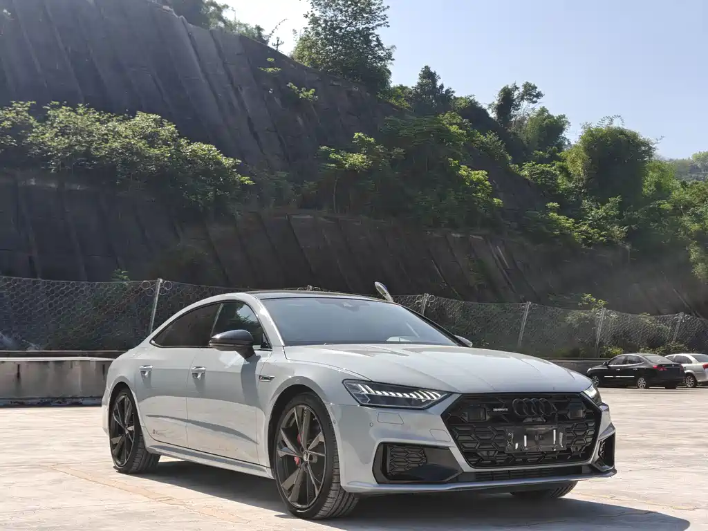 Audi A7L 2024 45 TFSI quattro RS package racing version купить на сайте DeffCars