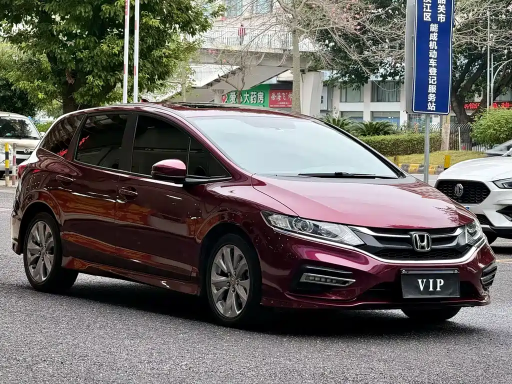 Jade 2017 1.8L automatic comfort version 5 seats купить на сайте DeffCars