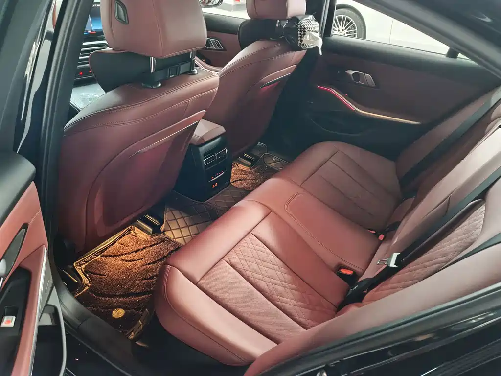 BMW 3 Series 2023 330i M Sports Night Package купить на сайте DeffCars