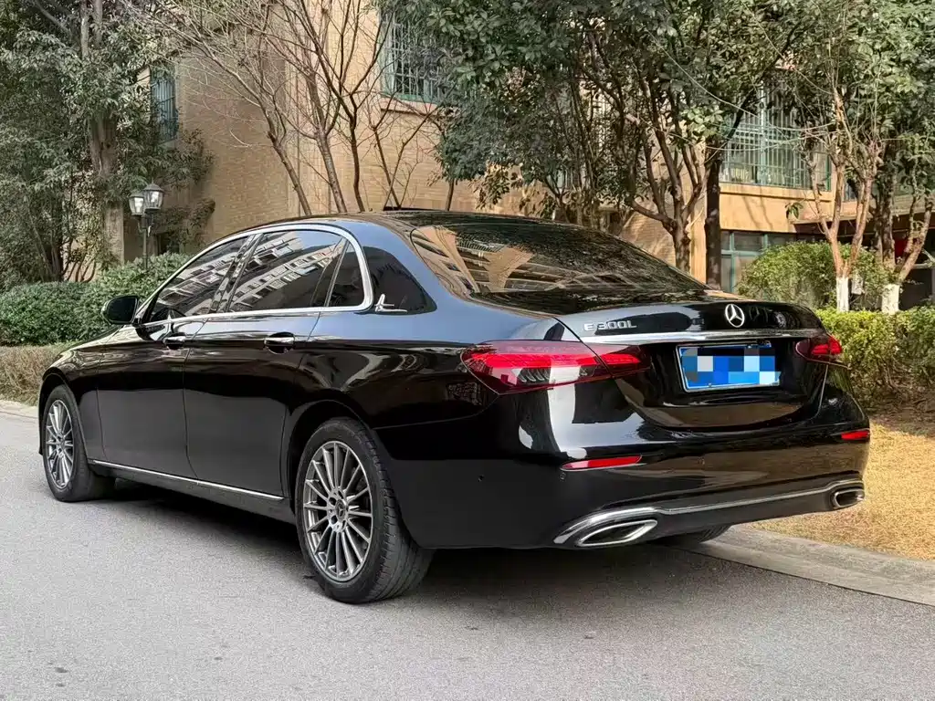 Mercedes-Benz E-Class 2023 facelift E 260 L купить на сайте DeffCars